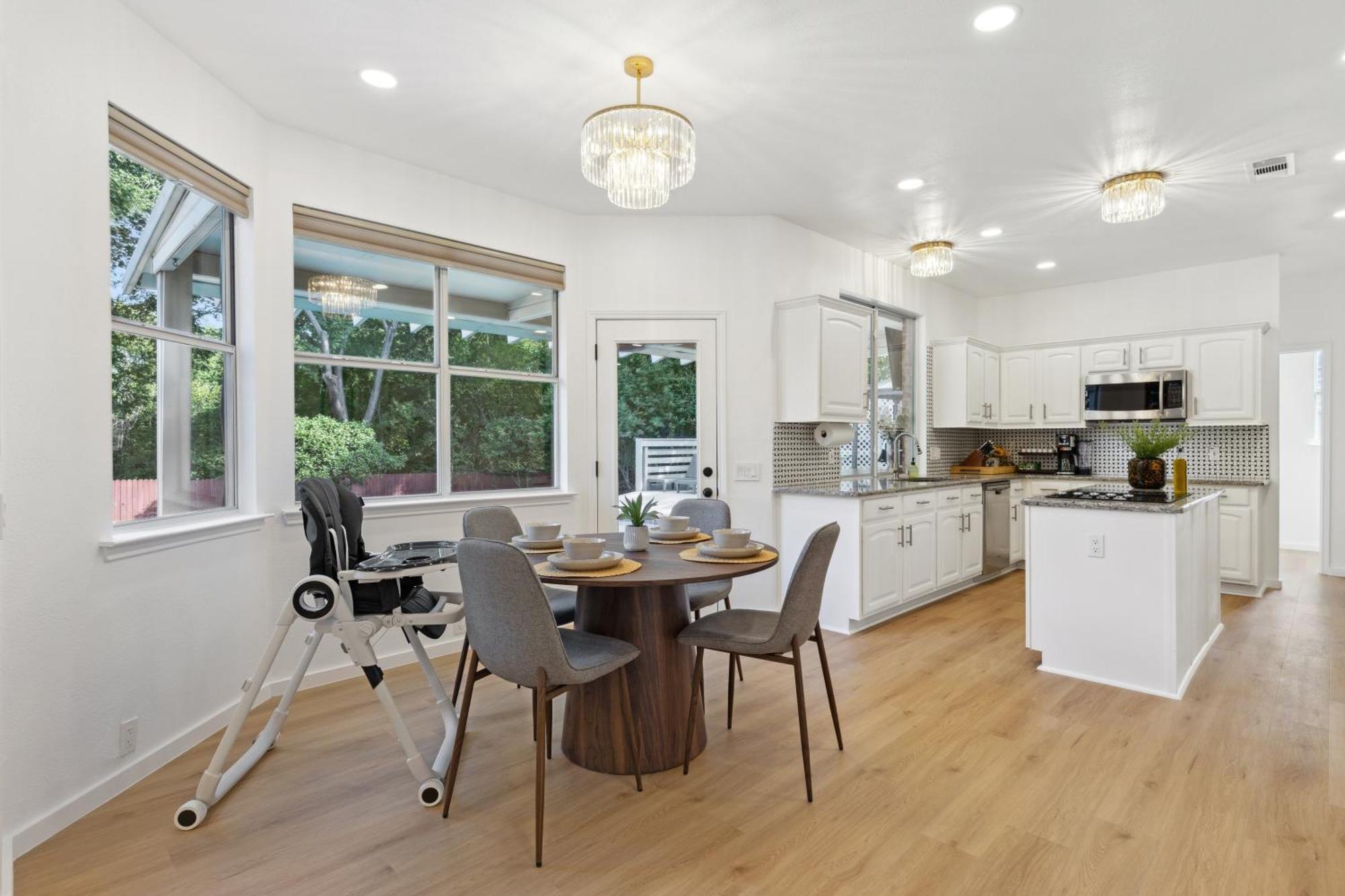 The Staycation, 4 Beds-3 Baths, With Pool And Hot Tub Near At&T Stadium, 20 Mins To Dallas And Fort Worth Grand Prairie Εξωτερικό φωτογραφία