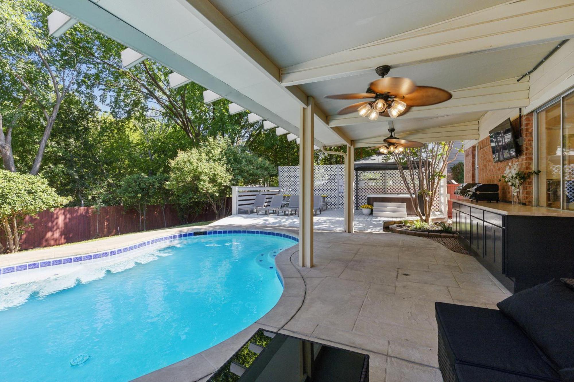 The Staycation, 4 Beds-3 Baths, With Pool And Hot Tub Near At&T Stadium, 20 Mins To Dallas And Fort Worth Grand Prairie Εξωτερικό φωτογραφία