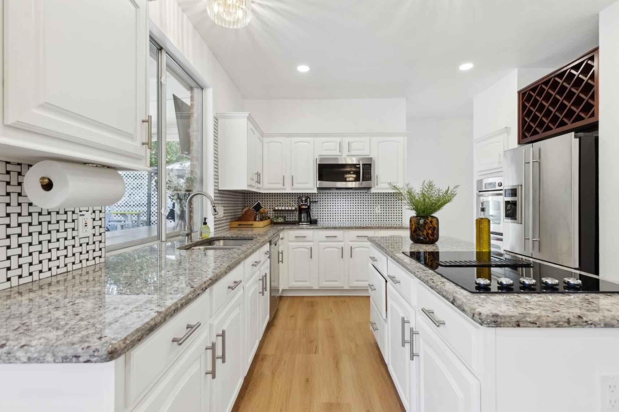 The Staycation, 4 Beds-3 Baths, With Pool And Hot Tub Near At&T Stadium, 20 Mins To Dallas And Fort Worth Grand Prairie Εξωτερικό φωτογραφία